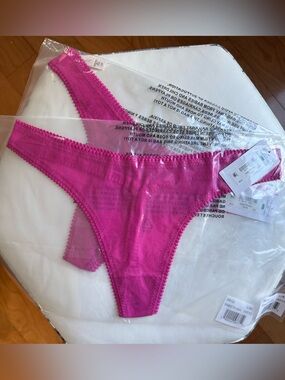 Pair NWT Sealed On Gossamer Mesh Hip G Thong Underwear Sweet Fuschia LARGE/XL